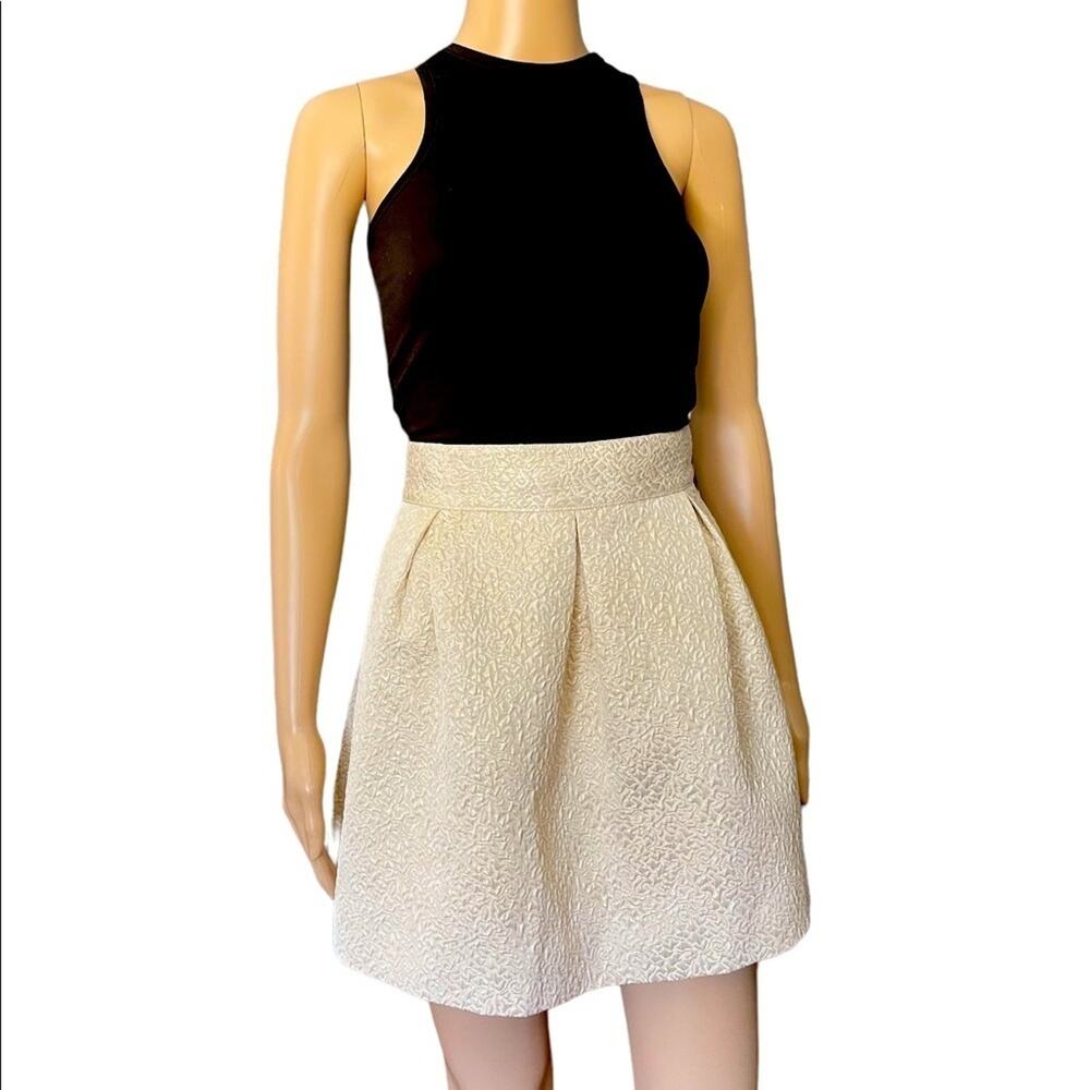 Nordstrom Frenchi Mini Skirt 7 Casual Quilted Pleats Metallic Zip Skater Cream